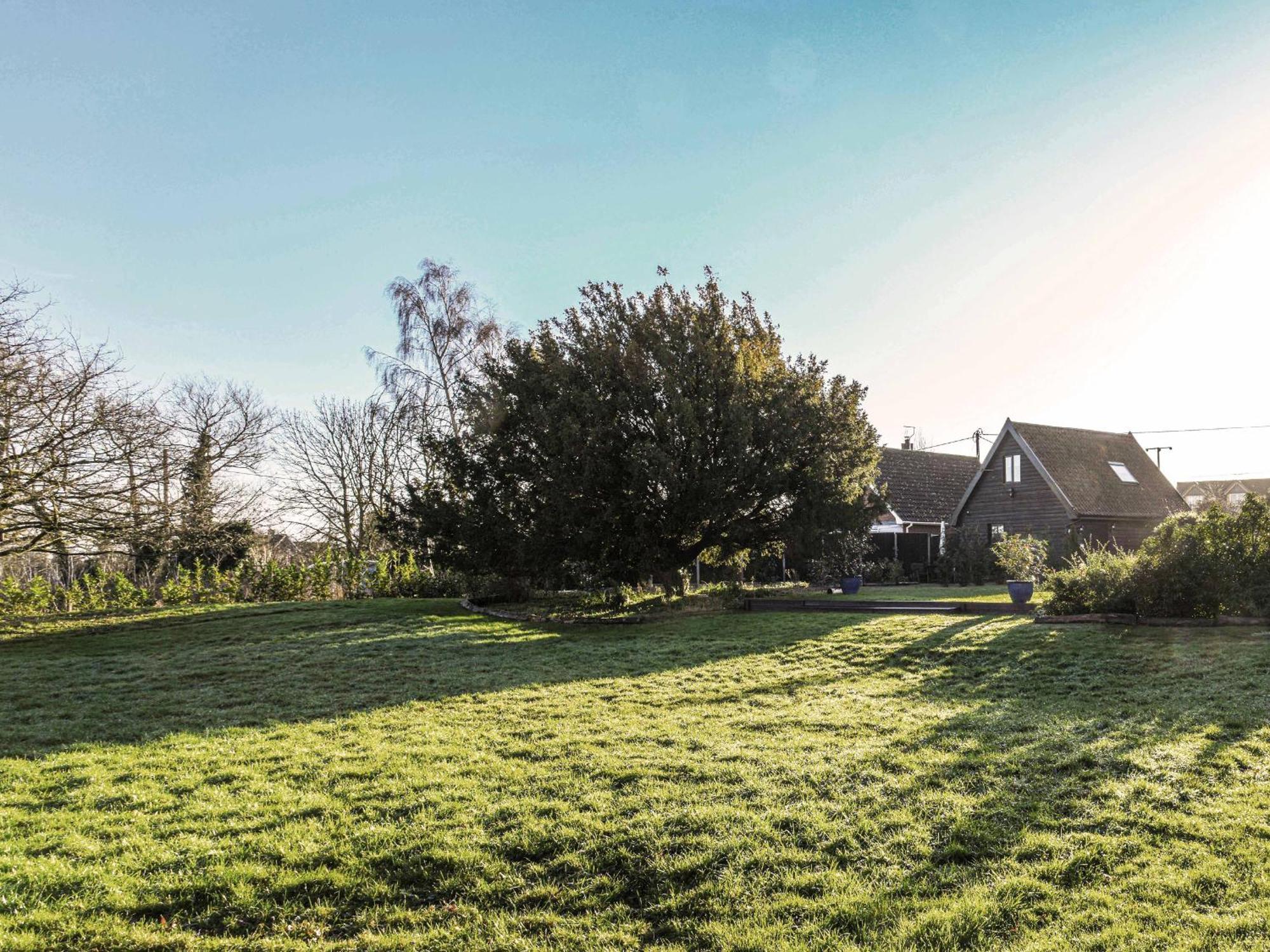 Little Dene Lodge By The Suffolk Cottage Collection Pakenham Exterior foto